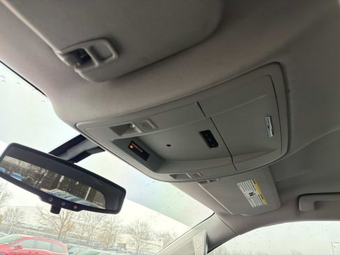 Used 2018 Chevrolet Silverado 1500 Custom w/ Custom Value Package image 30