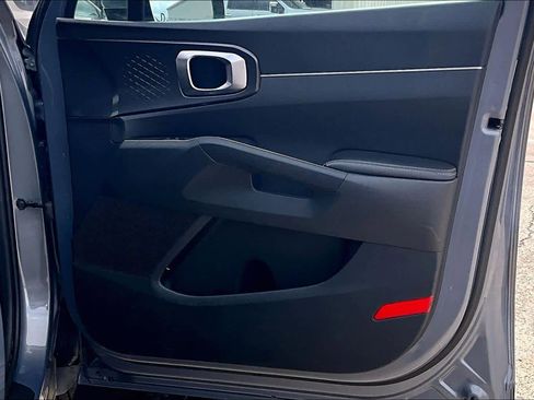 Certified 2024 Kia Sorento S image 22