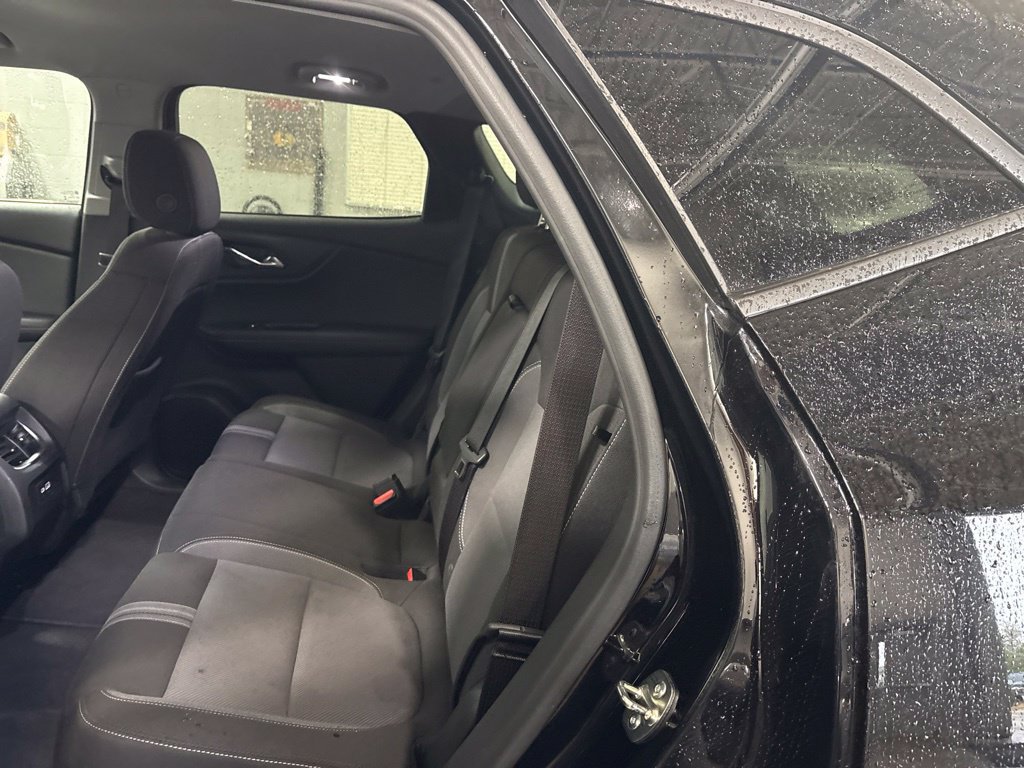 Used 2025 Chevrolet Blazer LT AWD/4WD image 19