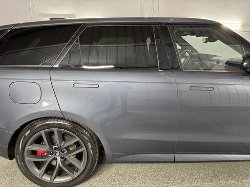 Used 2023 Land Rover Range Rover Sport SE Dynamic AWD/4WD image 7