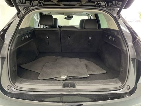 Certified 2022 Buick Envision Essence w/ Sport Touring Package image 15