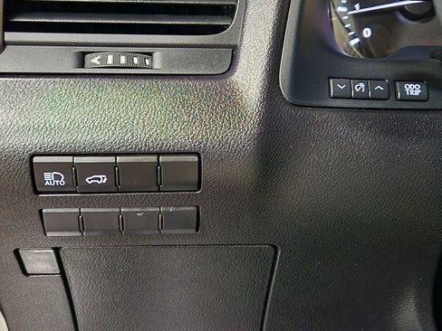 Used 2022 Lexus RX 350 FWD w/ Premium Package image 40