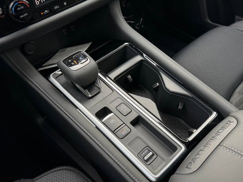 New 2026 Nissan Pathfinder SV image 29