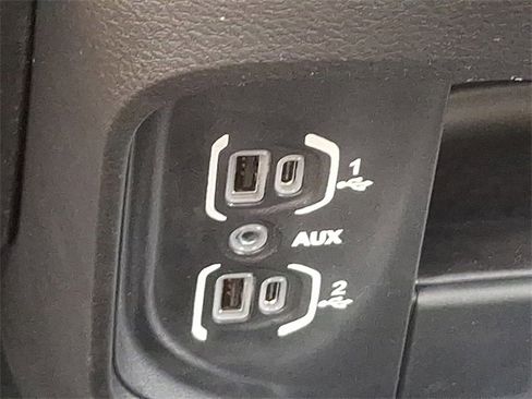 Used 2023 RAM 3500 Tradesman w/ Chrome Appearance Group image 28