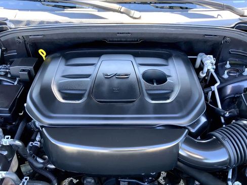 Used 2019 Jeep Grand Cherokee Altitude RWD image 28