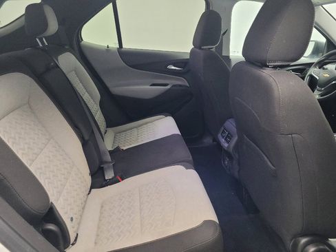 Used 2024 Chevrolet Equinox LS image 19