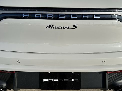 New 2026 Porsche Macan S image 14