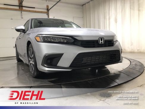 Used 2024 Honda Civic EX image 1