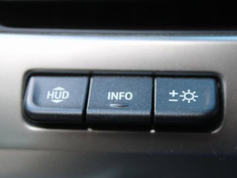 Used 2019 Chevrolet Suburban Premier w/ Premier Plus Edition image 26