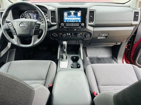 Used 2022 Nissan Frontier SV image 23