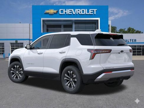 New 2026 Chevrolet Equinox LT w/ Convenience Package II AWD/4WD image 4