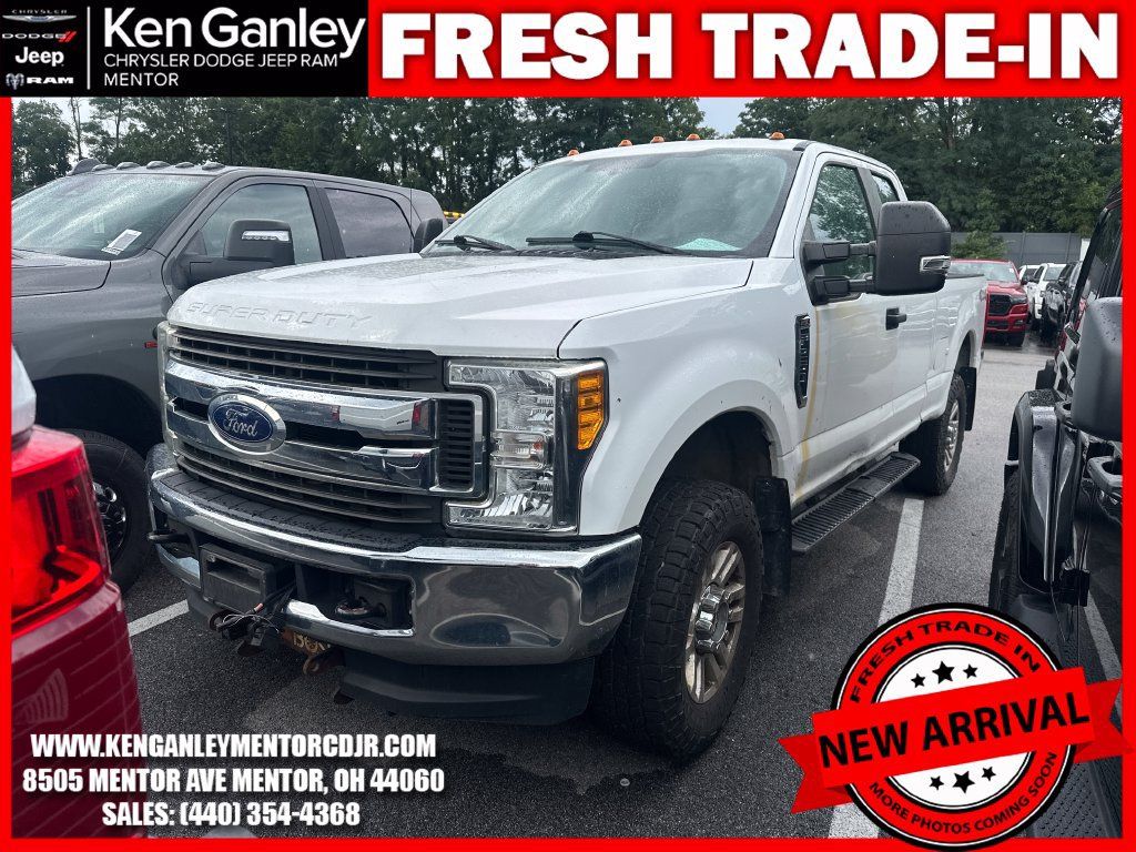 Used 2017 Ford F250 XL w/ STX Appearance Package AWD/4WD image 3