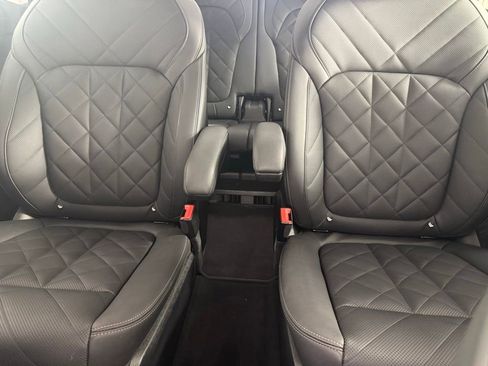 Certified 2025 BMW X7 xDrive40i AWD/4WD image 17