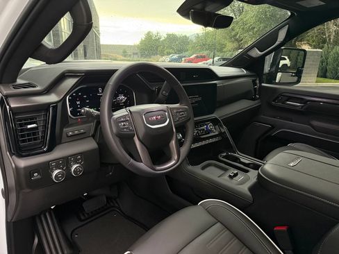 Used 2026 GMC Sierra 2500 AT4X AWD/4WD image 23