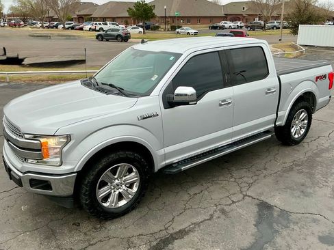 Used 2019 Ford F150 Lariat image 5