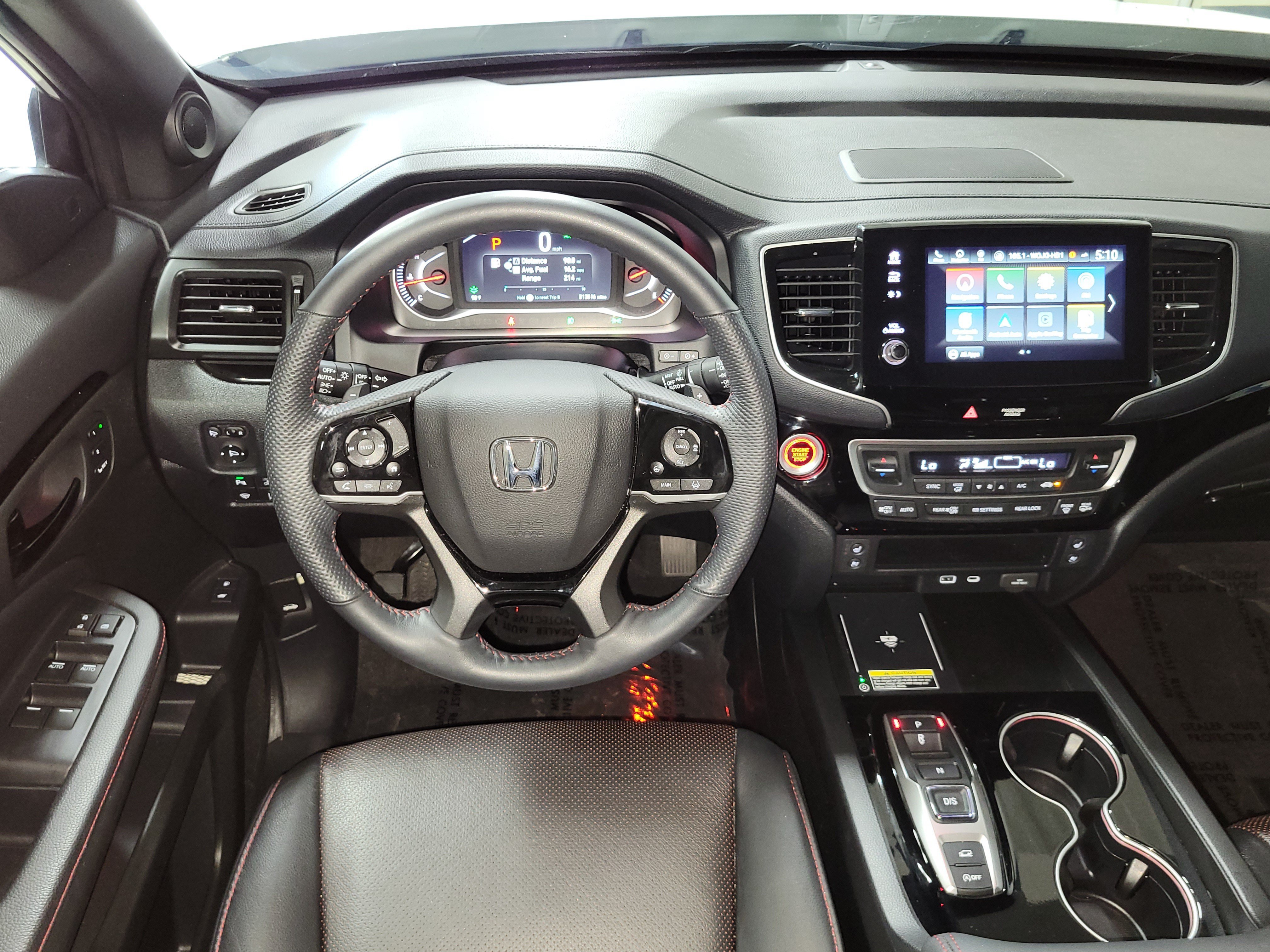 Certified 2025 Honda Passport Black Edition image 14