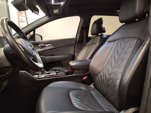 Used 2023 Kia Sportage X-Line w/ X-Line Premium Package image 5