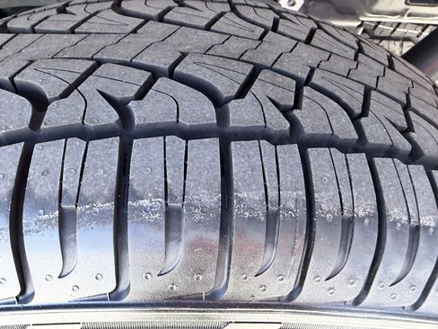 Used 2021 Ford F150 Lariat w/ Max Trailer Tow Package image 37