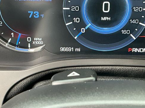 Used 2016 Cadillac Escalade Luxury image 11