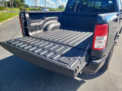 Used 2020 RAM 1500 Big Horn AWD/4WD image 11