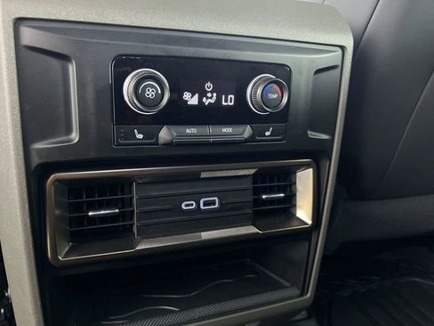 Used 2025 GMC Hummer EV 3X AWD/4WD image 28