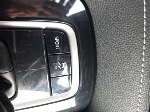 Used 2019 Toyota Corolla SE image 8