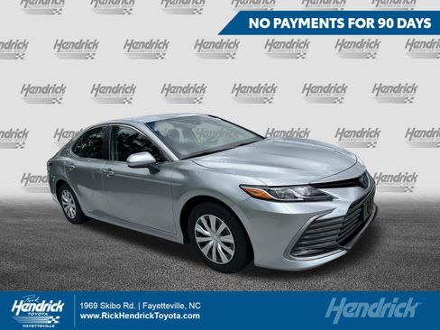 Certified 2024 Toyota Camry LE FWD image 1