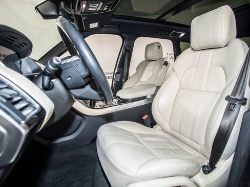 Used 2017 Land Rover Range Rover Sport HSE image 15