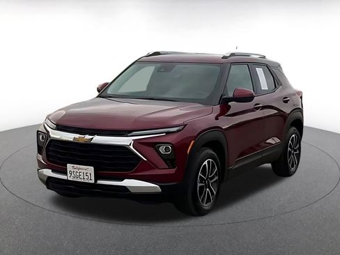 Used 2025 Chevrolet TrailBlazer LT image 7