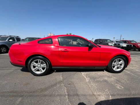 Used 2010 Ford Mustang Coupe RWD image 6