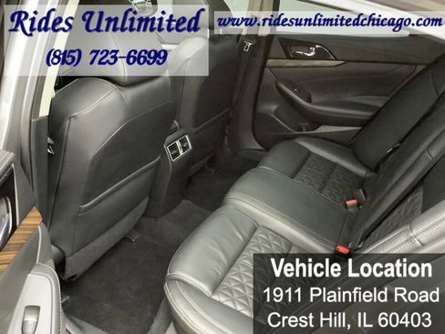 Used 2017 Nissan Maxima Platinum image 30