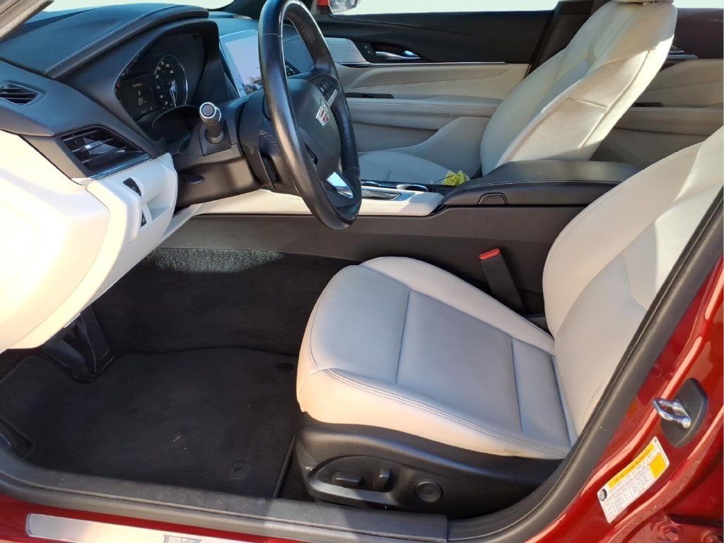 Used 2020 Cadillac CT4 Luxury w/ Sun And Sound Package RWD image 20