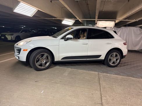 Used 2017 Porsche Macan S image 4