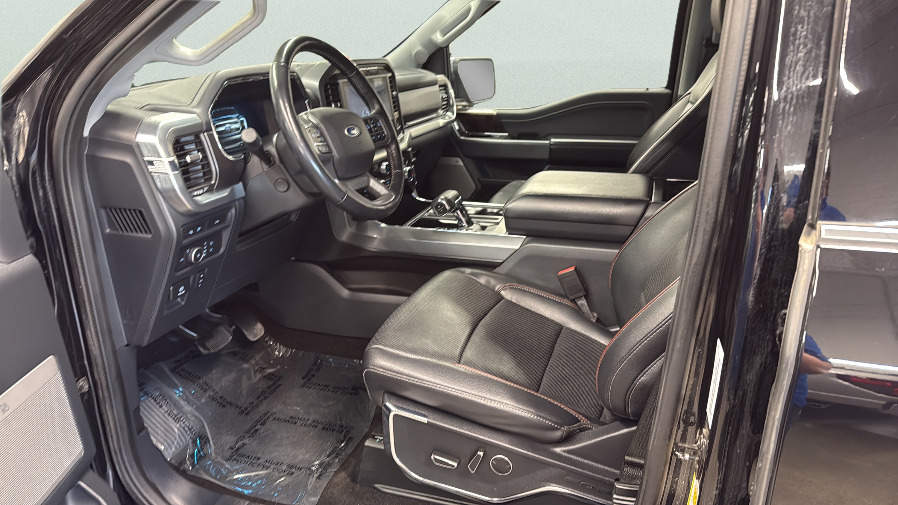 Certified 2021 Ford F150 Lariat w/ Equipment Group 502A High AWD/4WD image 11