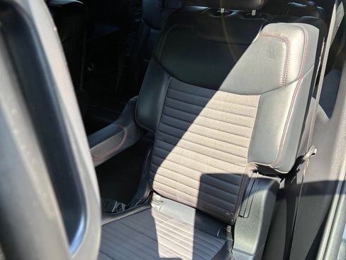 Used 2025 Ford Explorer ST-Line AWD/4WD image 28