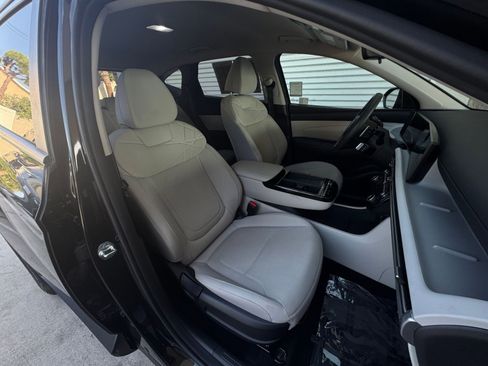 Used 2025 Hyundai Tucson Blue image 36