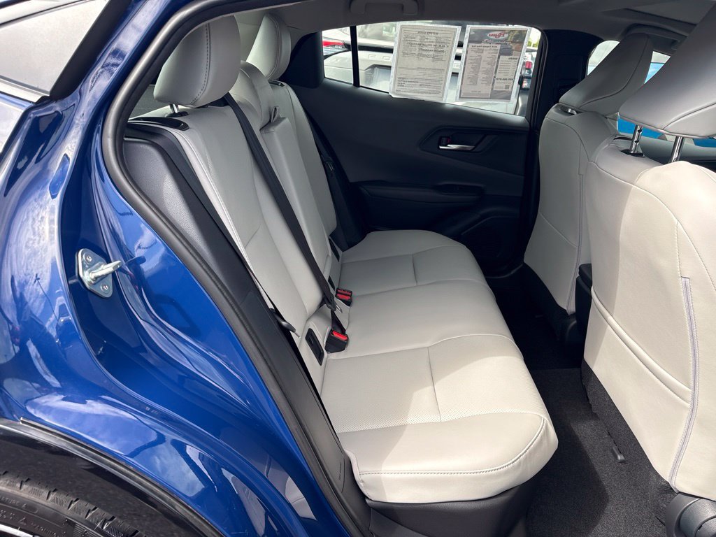 Used 2026 Toyota Prius XLE FWD image 11