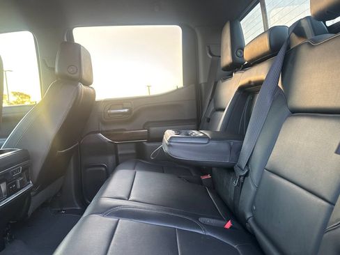 Used 2019 GMC Sierra 1500 SLT RWD image 35