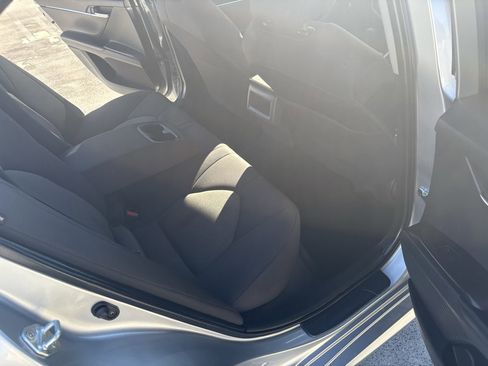 Used 2022 Toyota Camry LE image 12