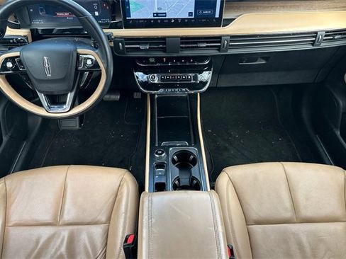 Used 2023 Lincoln Corsair Reserve w/ Equipment Group 201A image 13