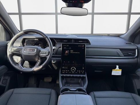 New 2026 GMC Terrain AT4 w/ Convenience Package III image 17