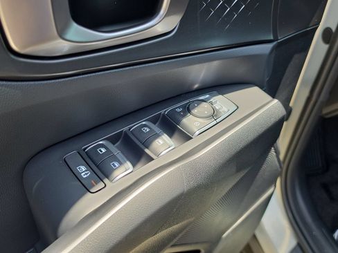 New 2026 Kia Sorento LX FWD image 20