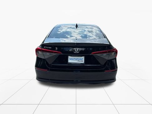 Used 2024 Honda Civic EX image 7