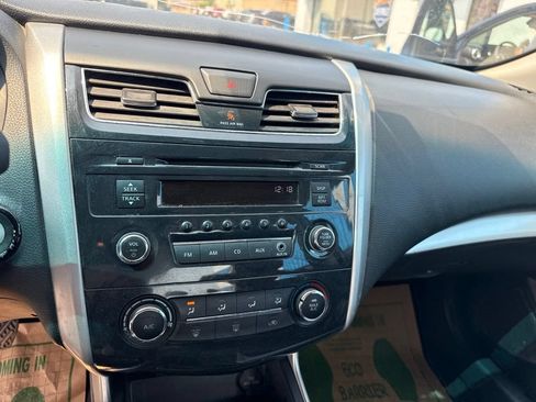 Used 2015 Nissan Altima 2.5 S w/ Power Driver Seat Package FWD image 20