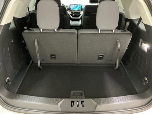 New 2026 Ford Explorer Active image 17