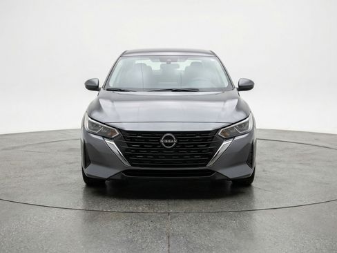 Used 2025 Nissan Sentra S FWD image 2