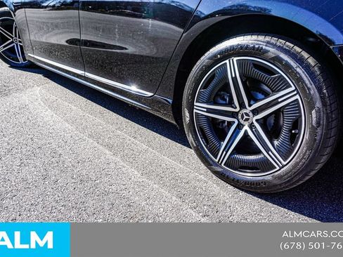 Used 2022 Mercedes-Benz EQS 580 4MATIC Sedan image 16