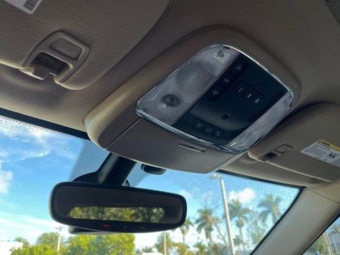 Used 2020 Jeep Grand Cherokee Limited image 10