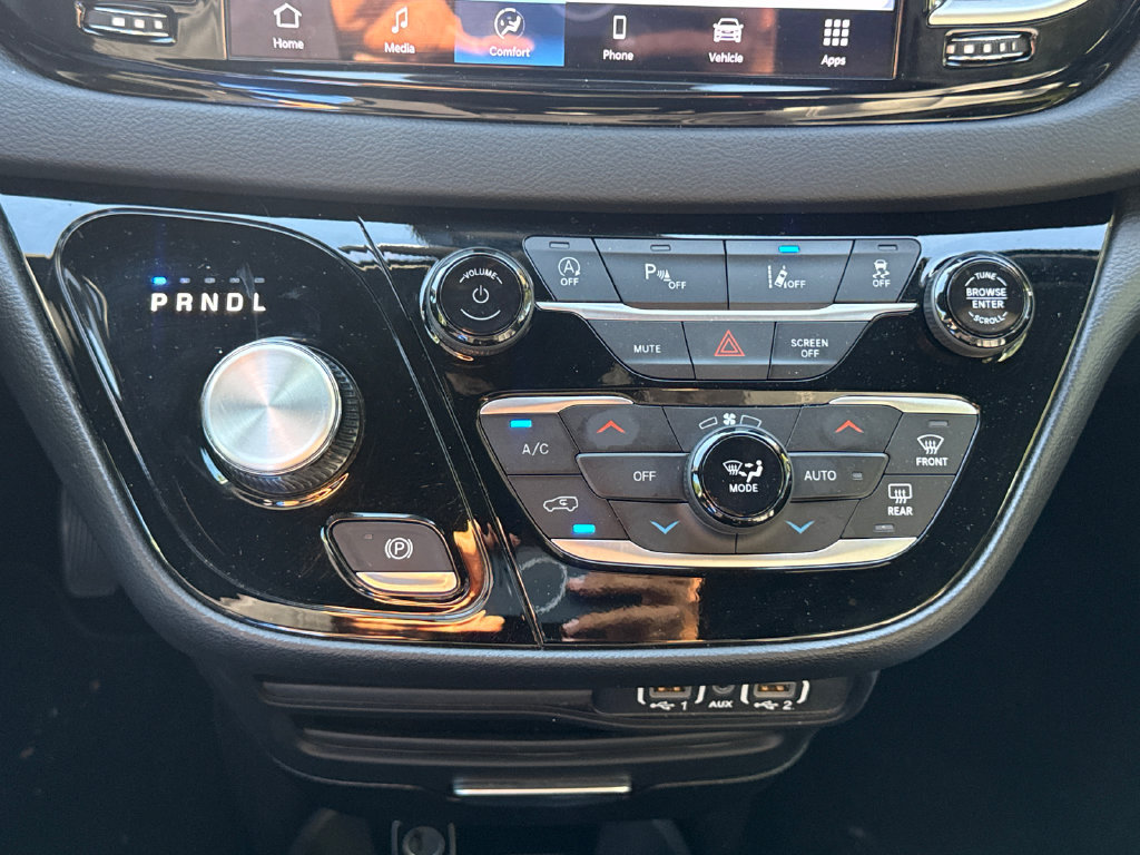 Used 2025 Chrysler Pacifica Select FWD image 24