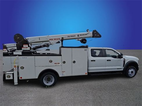 New 2024 Ford F550 4x4 Crew Cab Super Duty image 2